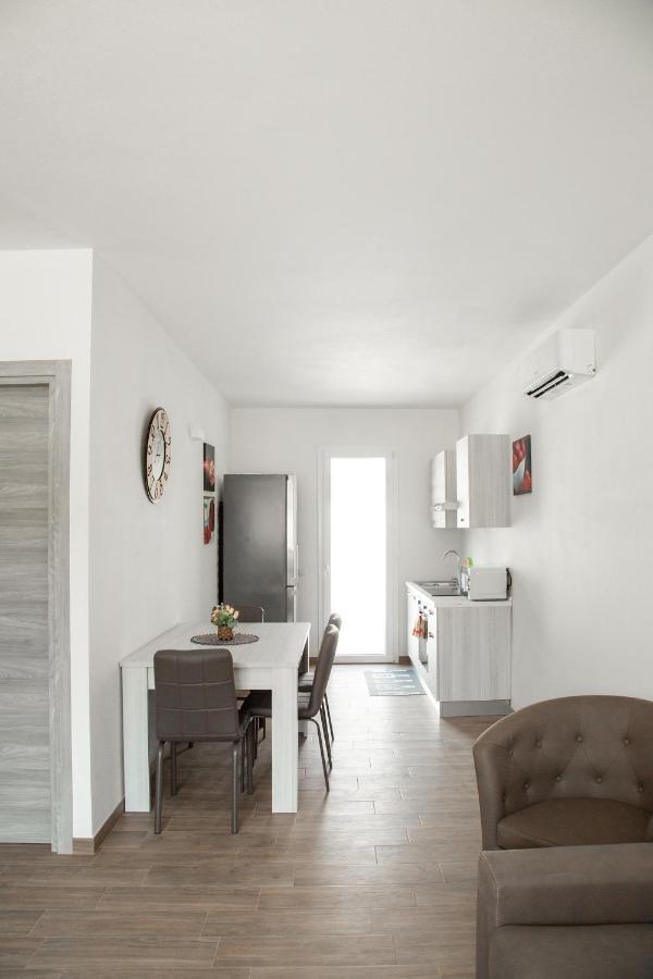 Pula Residence - Via Delle Rose Exteriör bild